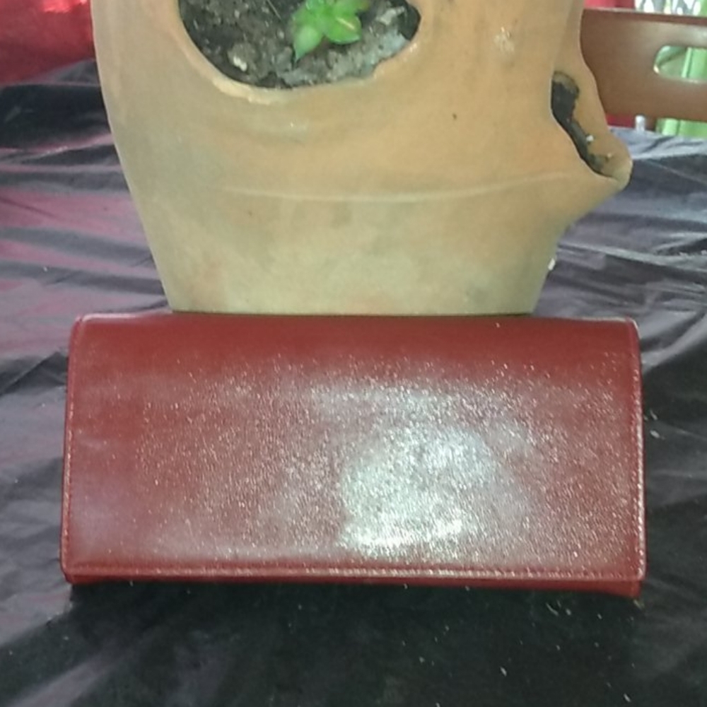 Carre` Royal wallet, soft leather, red.